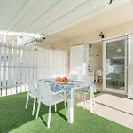 The Shell House - 2 Steps From The Sea 펜션 이솔라 로사