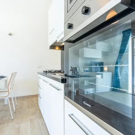 بيت للعطل The Shell House - 2 Steps From The Sea ايزولا روسا