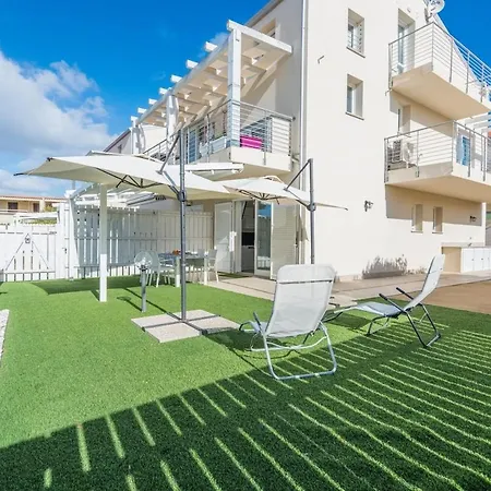 The Shell House - 2 Steps From The Sea بيت للعطل *