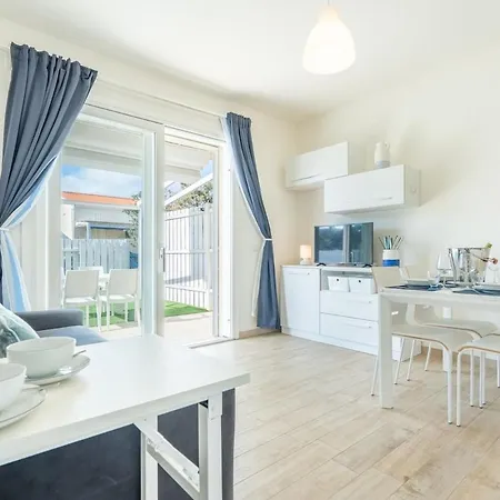 Holiday home The Shell House - 2 Steps From The Sea