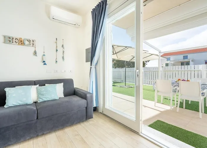 The Shell House - 2 Steps From The Sea Holiday home *